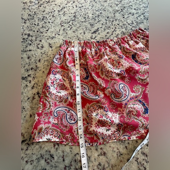 Women’s 100% silk paisley print coral skirt with elastic waist size 0–4 - Picture 3 of 4